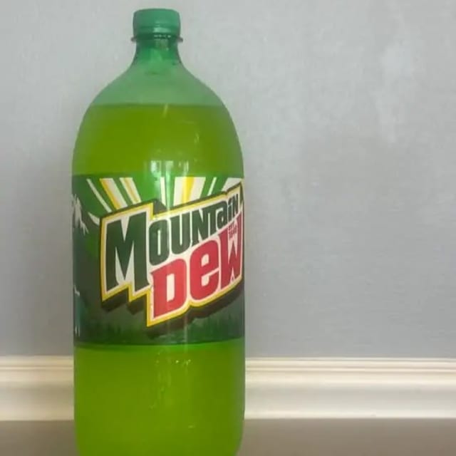 Mountain Dew (2 Liter).